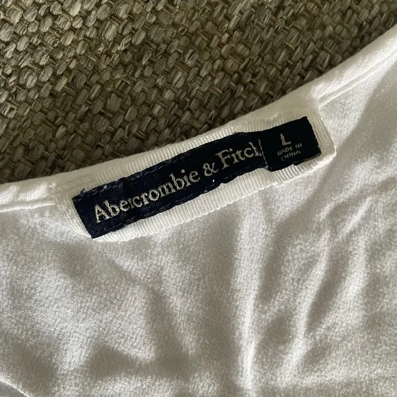 Women's Abercrombie & Fitch White Tie-Front Blouse - Picture 3 of 3